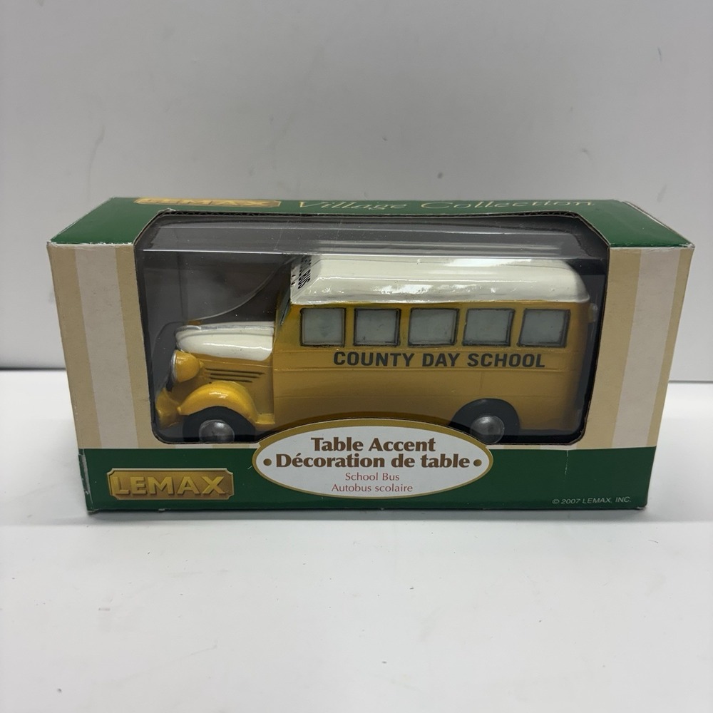 2007 Lemax Village Collection School Bus County Day School #73628